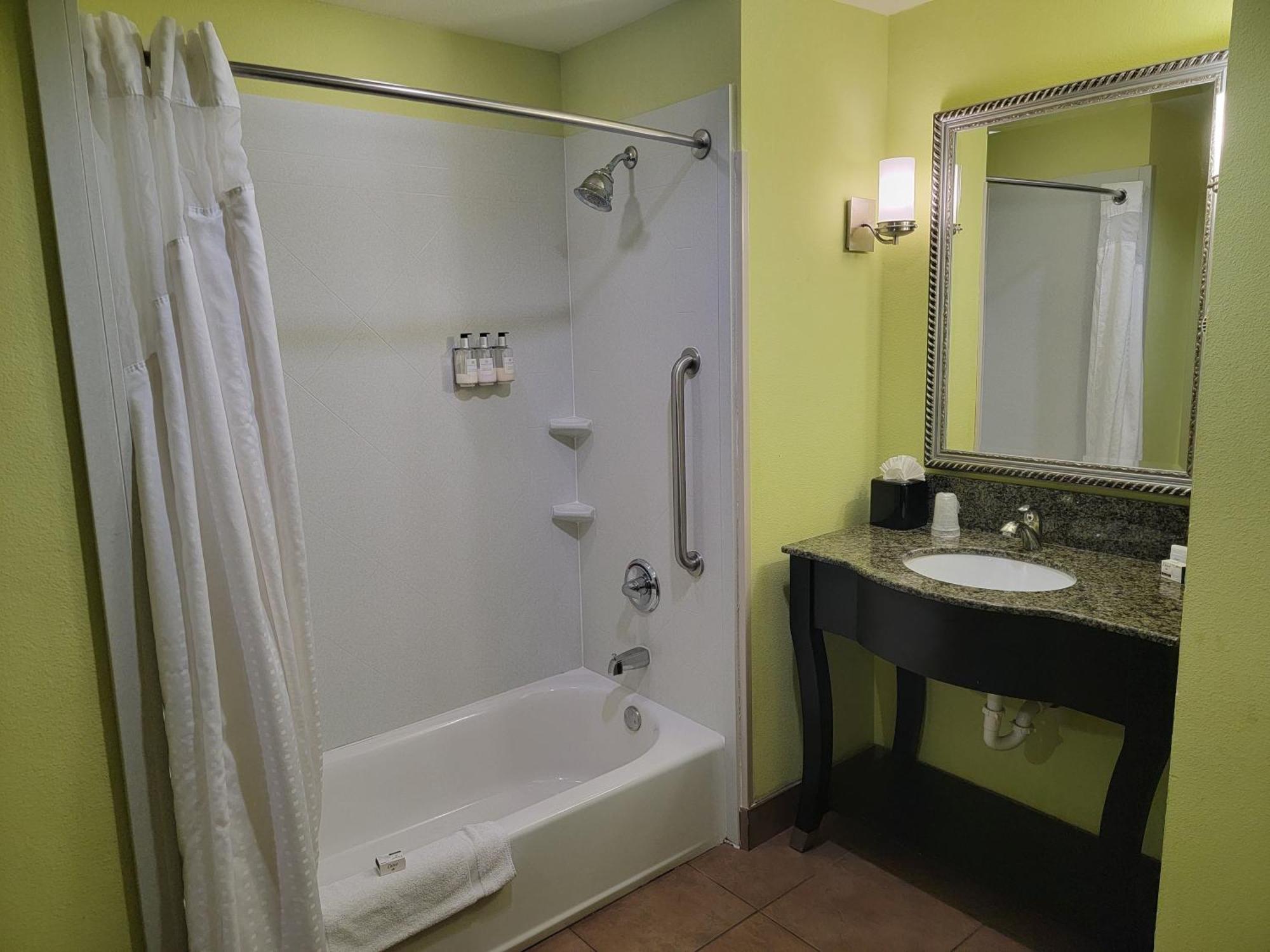 Holiday Inn Garland By Ihg Buitenkant foto